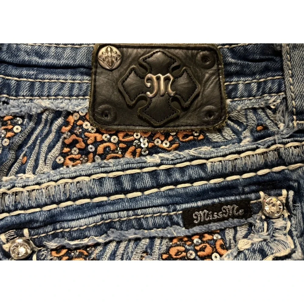 Miss Me Jeans Womens 29 Bootcut Flare Leopard Sequin Embellished Medium Wash